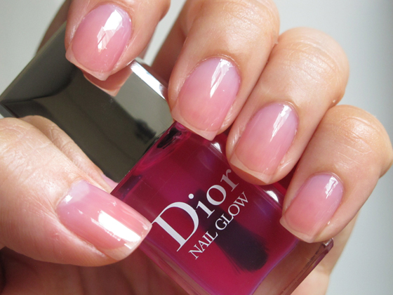 Dior Nail Glow